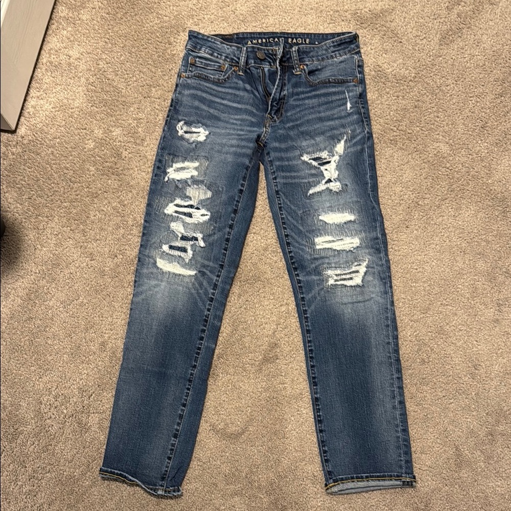American Eagle Outfitters Men's Blue Ripped Jeans